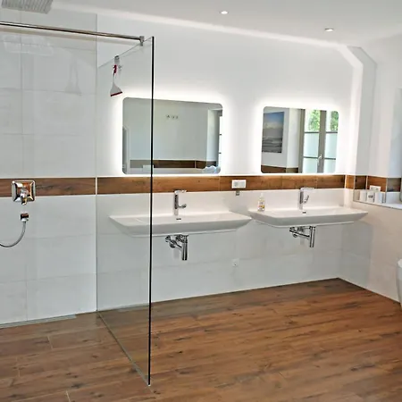 Apartmán Grosses Baaber Ferienhaus Mit Sauna R *